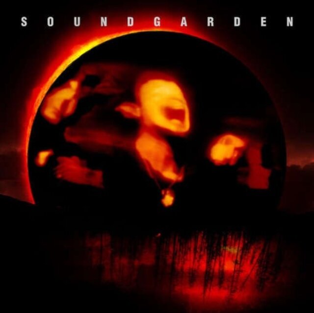 Superunknown is the LP that is considered Soundgarden’s “masterpiece”, yielding such iconic tracks as “Black Hole Sun,” “Spoonman,” and “Fell on Black Days“, which helped redefine alternative rock and influenced the course of music. 